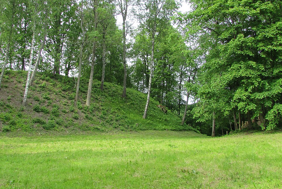 Satezeles pilskalns